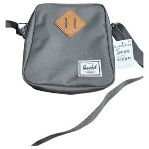 NWT Heritage Crossbody Herschel Supply Co. Water Resistant Gray Shoulder Purse